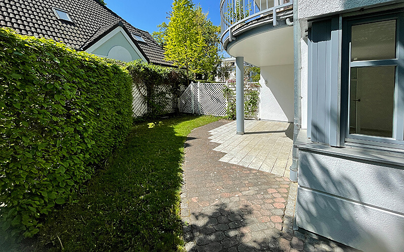 Verkauf Immobilie Wohnung München Nymphenburger Schlosspark: Garten mit Terrasse. @Ulrike Küpper